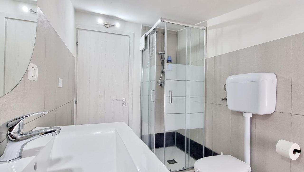 Guest Holiday Mandra 12 E 13 Reggio nell'Emilia Exterior foto